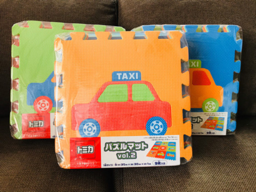 トミカ　パズルマット　ジョイントマット