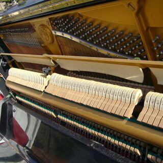 ヤマハピアノＵＸ売りますの画像