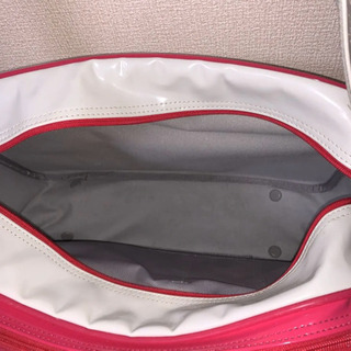 エナメルバック adidas ピンクの画像