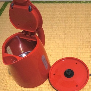 美品！電気ケトル、ポットです。の画像