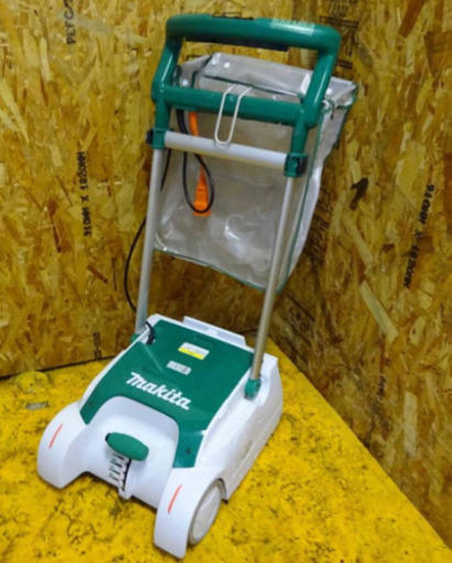 (4568-0)現状渡し makita マキタ 電動芝刈機 草刈機 MLM2850 刈込幅280mm 通電確認済み