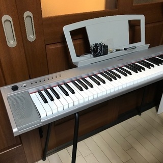 2014年製 ヤマハ キーボード NP-31S スタンド付 ピアジェーロ 2014年製 ヤマハ キーボード NP-31S スタンド付 ピアジェーロ