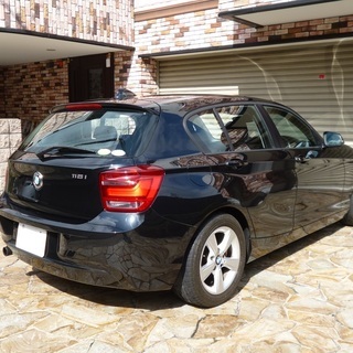 検査2年10月116iスポーツ 実走行6.2万km/ターボ/デイライトコーディング/idrive/アイドリングストップ/8速電子AT/プッシュスタート/電子キーの画像