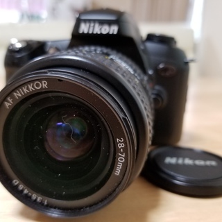 ★希少！Nikon u2フィルム一眼+Wズーム+スピードライトの...