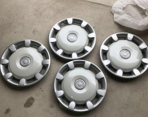 開封のみ ムーブキャンバス ホイールキャップ 1台分