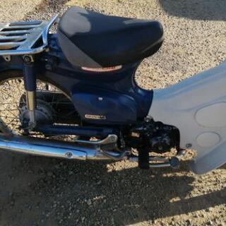 HONDAスーパーカブ　原付き　50cc の画像