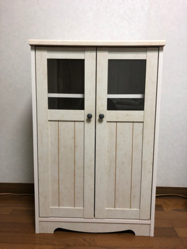 【取引終了】レトロ風収納棚