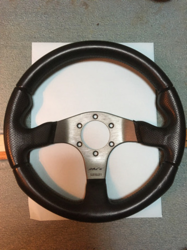ステアリング　MOMO RACE