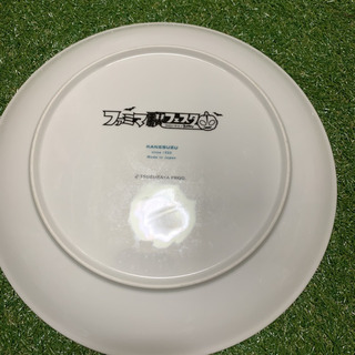 ピグモンとバルタン星人のファミマコラボ皿(非売品)の画像