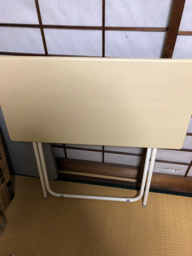 折り畳みテーブル