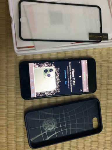 ジェットブラック iPhone 7 simフリー docomo