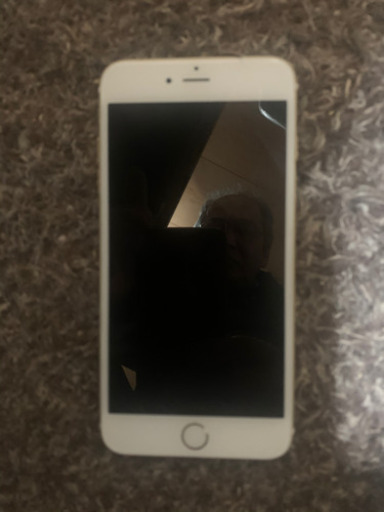 iphone６s plus中古品　　値下げしました