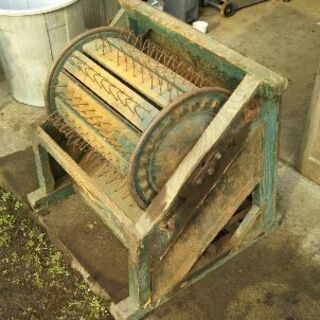 足踏式脱穀機の画像