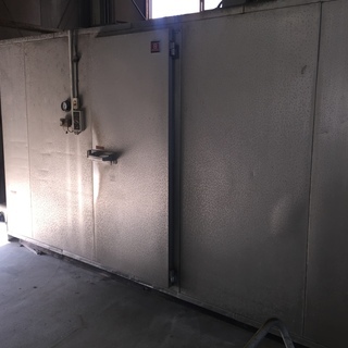 三菱電機業務用冷蔵庫（縦196㎝ 奥行166㎝ 幅276㎝）の画像