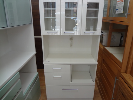 【取りに来れる方限定】ニトリの三枚扉レンジボード!!