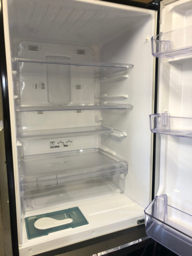 3ドアー冷蔵庫値下げします