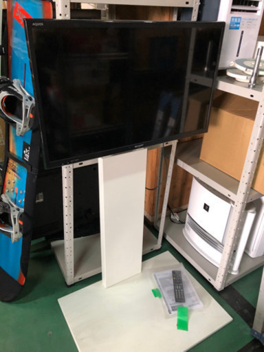 【AQUOS】2014年モデル　32型　スタンド付　LC-32H11