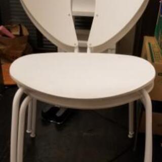 ☆ダイニングテーブル、イスお譲りします☆の画像
