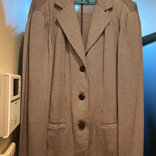 ARMANI ジャケットの画像