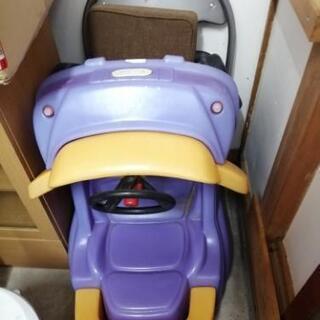 足けり子供の乗り物　古い　汚い