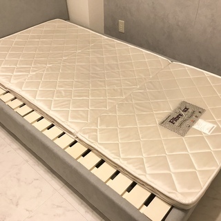 【無料】シングルマットレスの画像