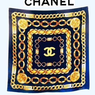 CHANEL ヴィンテージスカーフ 大判♡