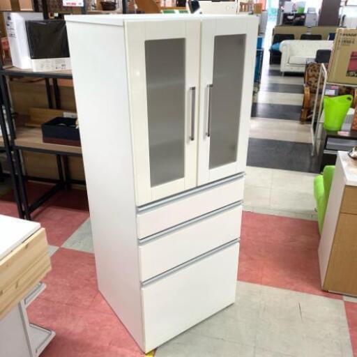 中古 店舗近郊送料格安 幅60cm ミドルタイプ 2枚扉食器棚 カップボード ホワイト WH 一人暮らしや二人暮らしのキッチン収納として 幅59cm×奥54cm×高148cm