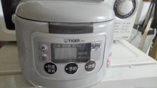 タイガー　炊飯器　3合