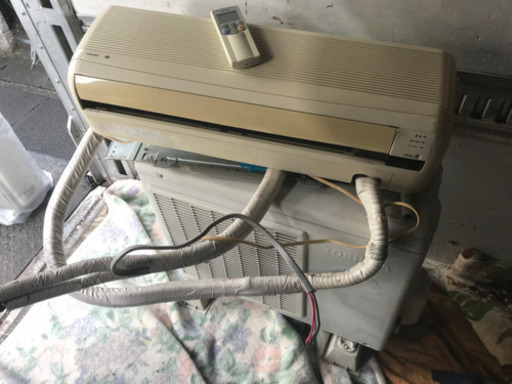 TOSHIBA エアコン