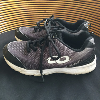 子供靴 21.5㎝ UNLIMITIVの画像