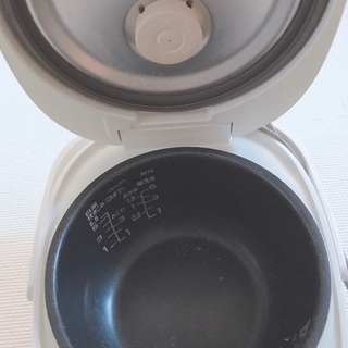 【お取引き中】SANYOマイコンジャー炊飯器　5.5合炊き2010年製　キズ汚れありの画像