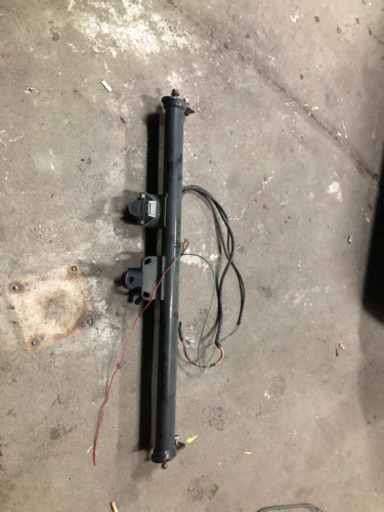 ハイラックスサーフ　185 ヒッチメンバー