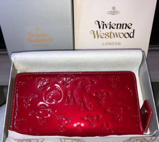ヴィヴィアン エナメル長財布 新品