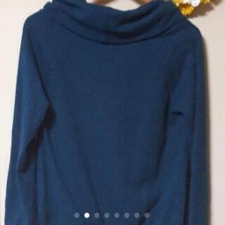 急募🔊 ◀️アーヴェヴェ▶️深緑 タートルネック ゆったり Mの画像