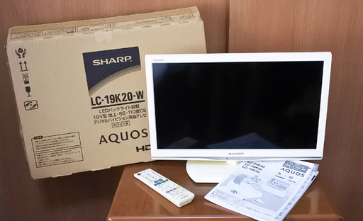 1週間で出品を取りやめます。シャープ19型液晶テレビ 2014 ジャンク