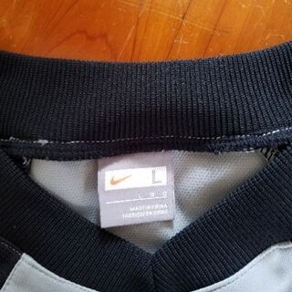 ナイキ 長袖シャツの画像
