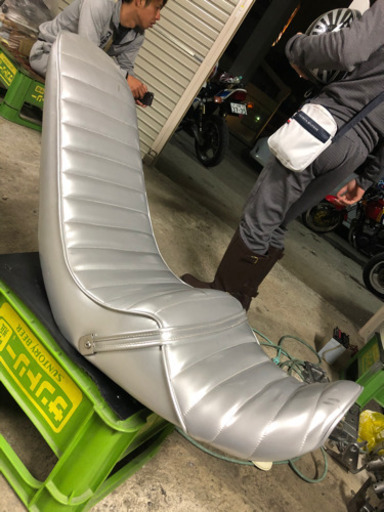 ゼファー　三段シート