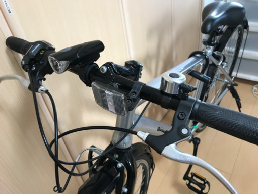 《お取引中》クロスバイク  CANAL  シルバー空気入れ付