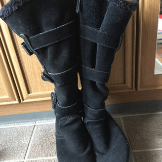 疲れにくい ブーツ ‼️黒 22.5-23cmの画像