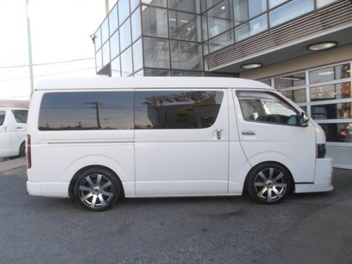 ファブレス18インチ　ハイエース