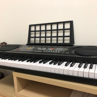 電子ピアノ