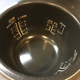 ほぼ未使用 3.5合炊き スタイリッシュ 炊飯器