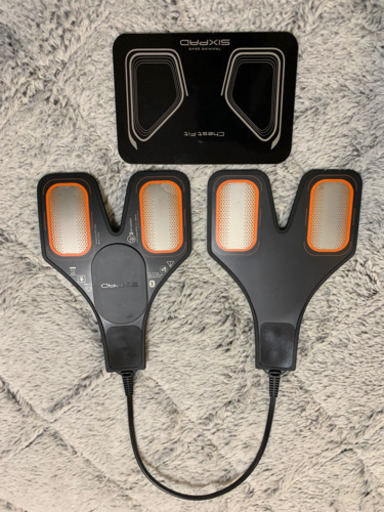 最終値下げ（安いです）シックスパッド　ボディーフィット2×2個　チェストフィット