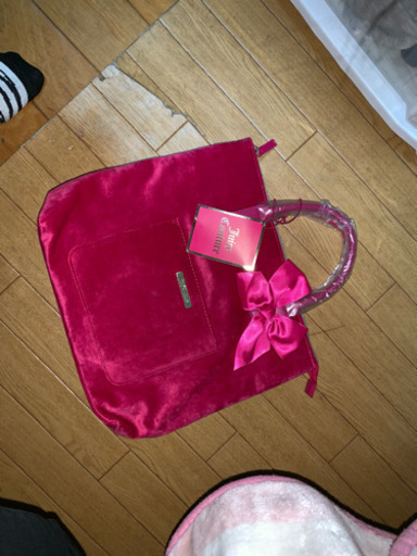 ジューシークチュールのバック