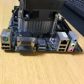 【決まりました】core i7 6700/DDR4 2133 16GB/MSI h110マザーボードの画像