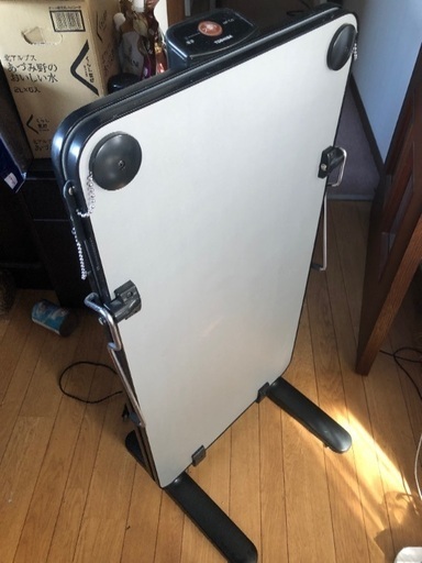 ズボンプレッサー東芝(縦型)