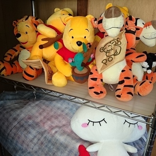 ディズニーのぬいぐるみ色々、各100円で。