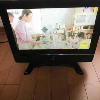 テレビ　19インチです。