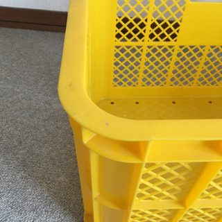 ミニコンテナ　黄色　一つの画像