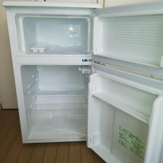 御一人様用冷凍冷蔵庫、¥1000です。取りに来ていただける方の画像